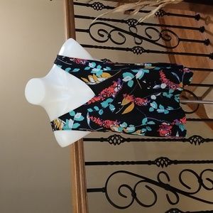 BP. Floral tank